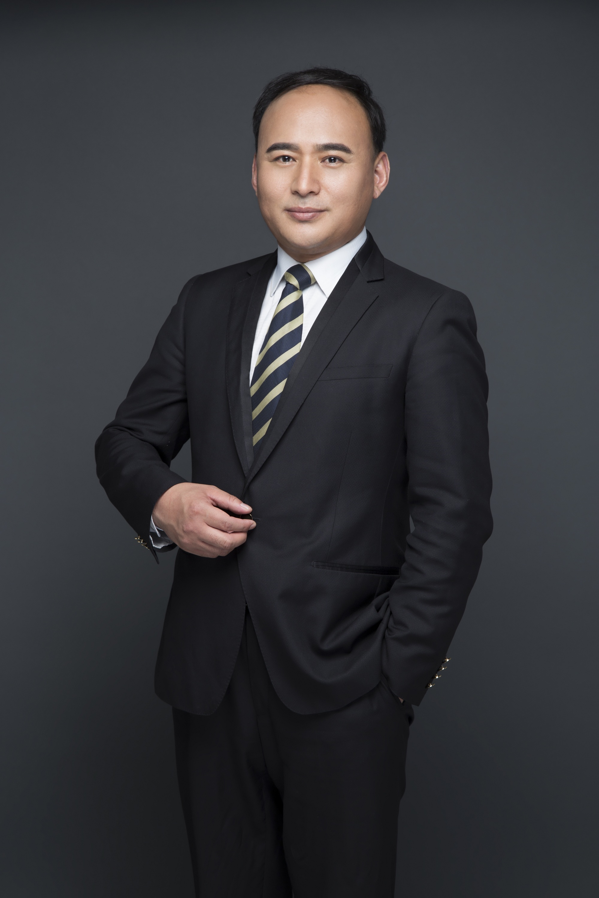 唐亦辰 视觉与舞美负责人